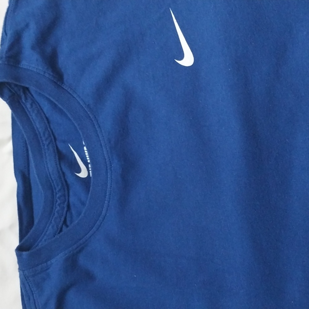 Nike Tee - Picture 2 of 3